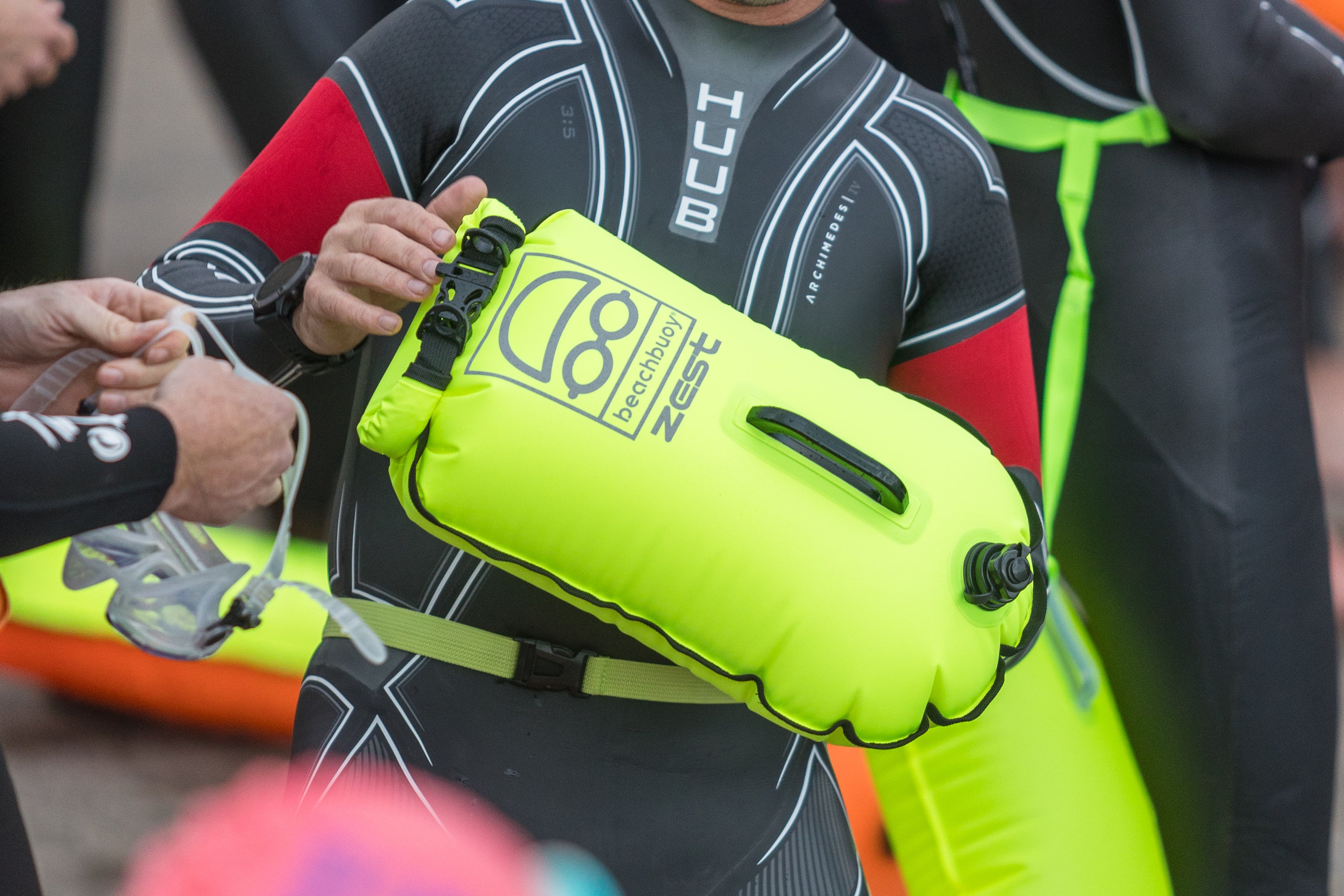 hi viz yellow, fluorescent, bright yellow tow float, hi viz tow float, float, swimming float, float for open water swimming, paddleboard accessories, sea swimming float, cold water swimming, kayak accessories, dry bag, wild swimming float, swimming buoy